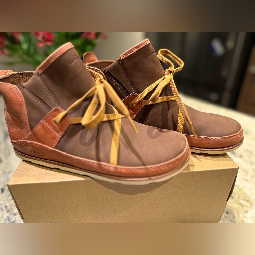 Chaco Womens Harper Mid Hight Top Lace Up Fashion Sneakers
